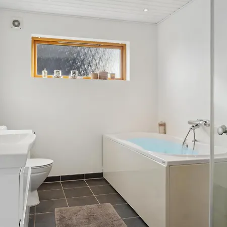 Gorgeous In With Kitchen